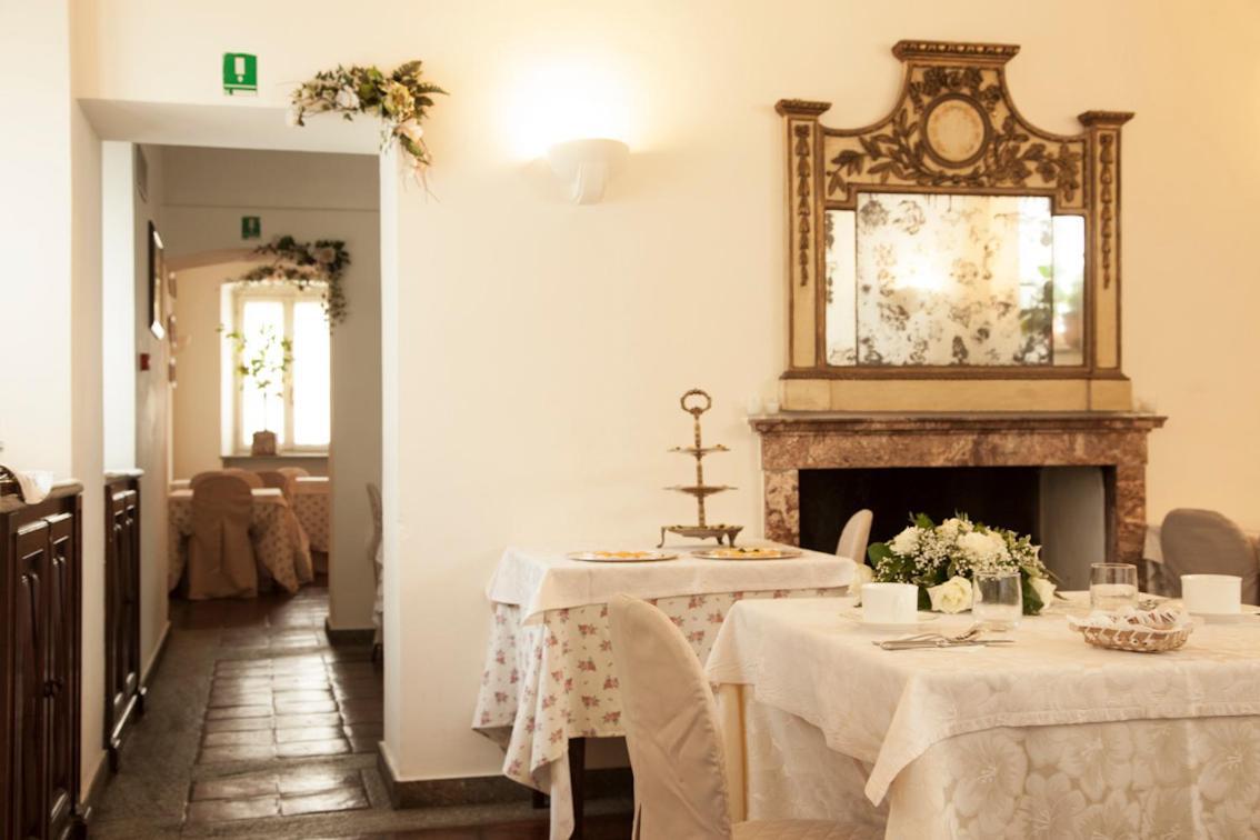 Locanda La Posta Καβούρ Εξωτερικό φωτογραφία