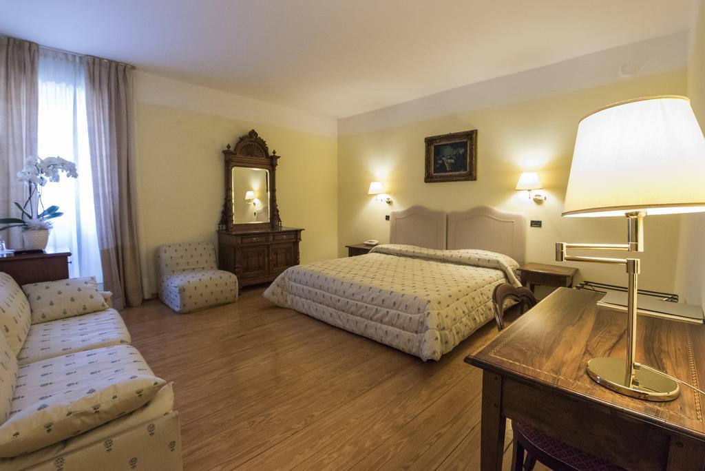 Locanda La Posta Καβούρ Εξωτερικό φωτογραφία